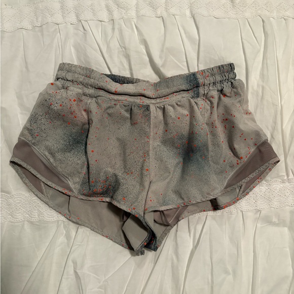 lululemon athletica Reflective Hotty Hot Shorts - Picture 1 of 3